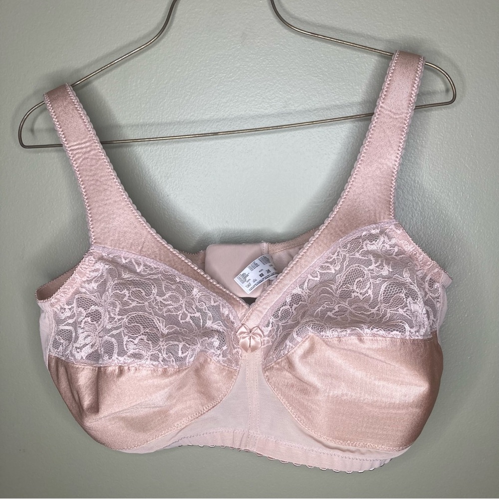 Glamorise Magic Lift bra